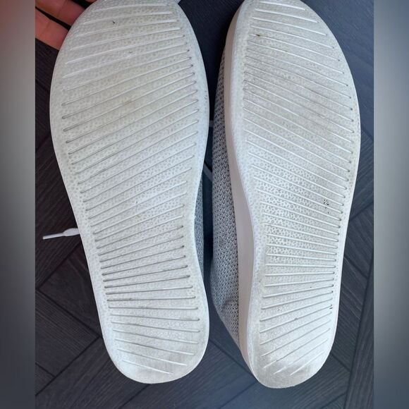 Allbirds gray white trim textured shoes, very stylish and comfortable, size M13 - Picture 6 of 9
